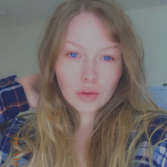 Meet your Posher, Joscelyn - Picture 1 of 1